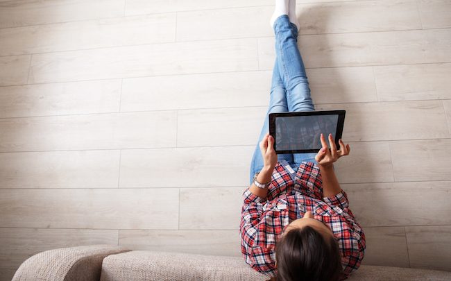 Cross Canal - achat en ligne avec une tablette