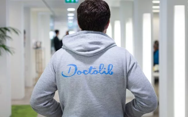 E-santé: de la passion pour la médecine à la réalité du succès, il y a plus qu’un pas à faire! 4 zones dans le monde en croissance ! 4 e-santé